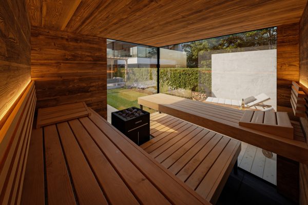 ThermaSol Ombra Outdoor Sauna – 4–6 Person, Lapacho Wood, Tinted Glass, Wi-Fi Heater